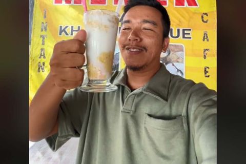Viral, Minuman Es Khas Simeulue Aceh yang Namanya Bikin Netizen Salah Fokus