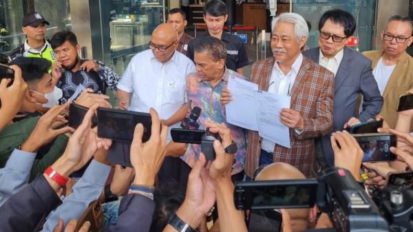 Dugaan Nepotisme, Presiden Jokowi, Ketua MK hingga Gibran Dilaporkan ke KPK