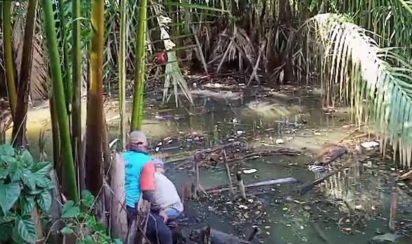 Warga Cikangkung : Kami Rindu Jernihnya Air Sungai Citonjong Dulu