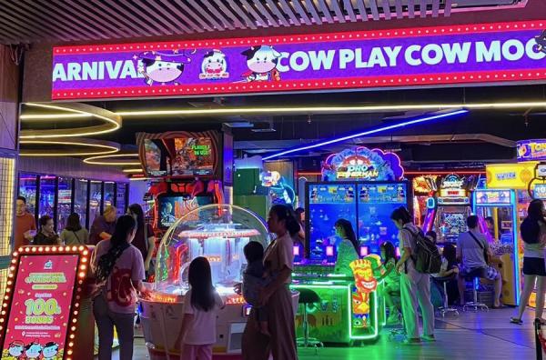 Cow Play Cow Moo Hadir di Carstensz Mall, Surga Penggemar Mesin Permainan