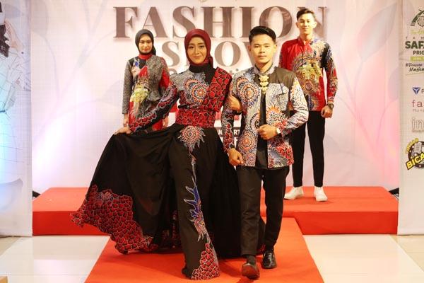 Batik Tulis Canteng Koneng Asal Sumenep Ikut Meriahkan Fashion Show Competition