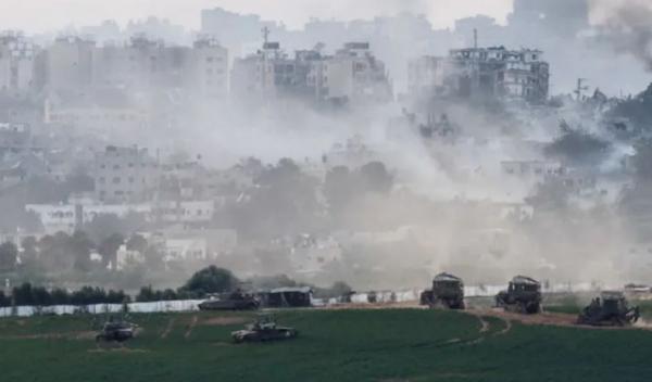 Terus Melakukan Serangan Darat, Tank-Tank Tentara Israel Berusaha Masuki Kota Gaza