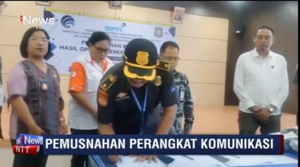Video: Balmon Kupang Berantas Perangkat Telekomunikasi Ilegal: 71 Unit Alat Dimusnahkan