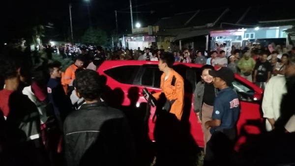 Breaking News: Kecelakaan Hari Ini, Sebuah Mobil Tertabrak Kerata Api di Kota Banjar