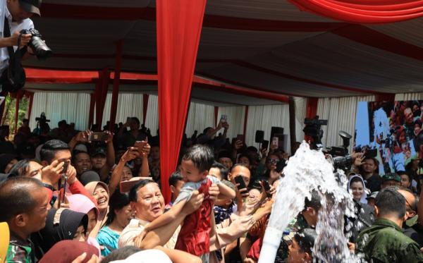 Dampak Kekeringan, Menhan Prabowo Resmikan 16 Titik Air Bersih di Jateng