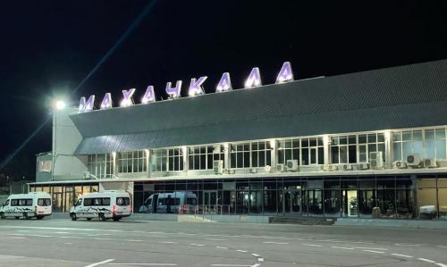 Tiba Tiba Warga Dagestan Serbu Bandara Sweeping Orang Israel yang Baru Mendarat, Ini Alasannya!