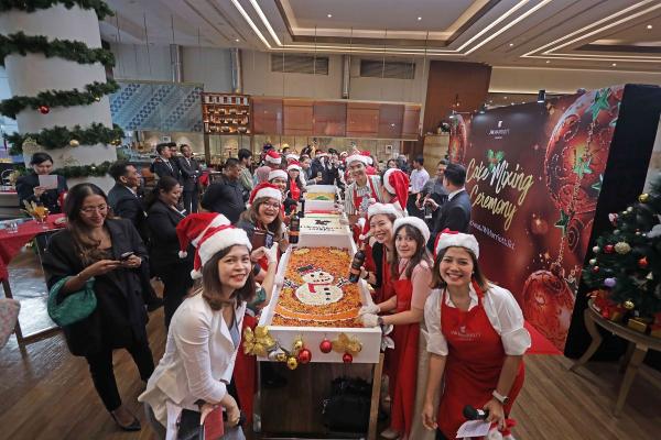 Cake Mixing Ceremony, Tradisi Istimewa JW Marriott Hotel Jakarta Sambut Musim Liburan