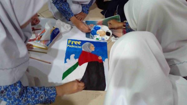 Terkumpul Puluhan Juta, SMP Muhammadiyah PK Kottabarat Wujudkan Peduli Palestina