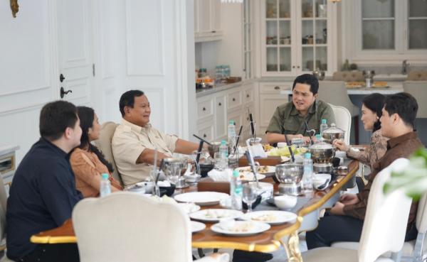 Menteri Pertahanan dan Menteri BUMN Gelar Pertemuan di Rumah Erick Thohir, Ada Apa?