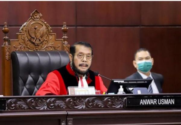 Breaking News! Melanggar Kode etik Berat Ketua MK Anwar Usman Diberhentikan  