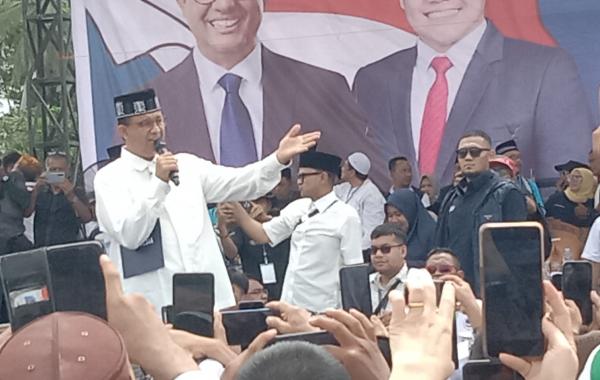 Anies Sapa Massa Pendukung di Aceh Utara : Pue Haba Kaleuh Pajoeh Bu