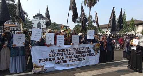 Bela Palestina, Pemuda dan Mahasiswa Islam di Bandung Serukan Jihad dan Boikot Produk Israel