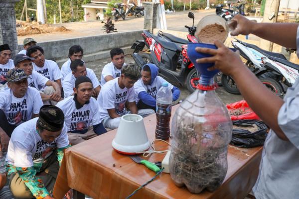 Petani Cabai di Malang Bisa Membuat Pupuk Hayati Pengganti Pupuk Kimia
