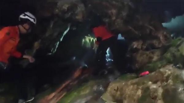Seorang Pendaki Ziarah Ditemukan Tewas Terjepit di Gua Susu Gunung Rinjani