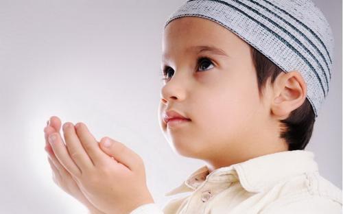 Ini Aturan dalam Islam Batasan Melihat Aurat Anak