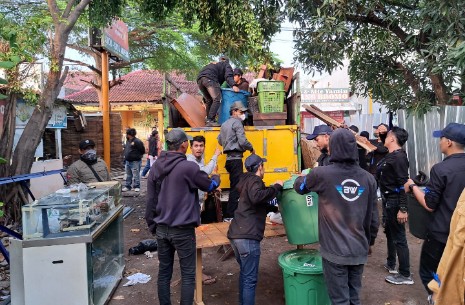 Penertiban Aset KAI di Jl. Ampera Kota Cirebon, Daop 3 : Keseriusan KAI Jaga Aset Negara