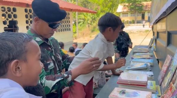 Satgas Pamtas RI-RDTL Yonkav 6 Luncurkan Smart Car Sasar Pelajar di Perbatasan Indonesia-Timor Leste