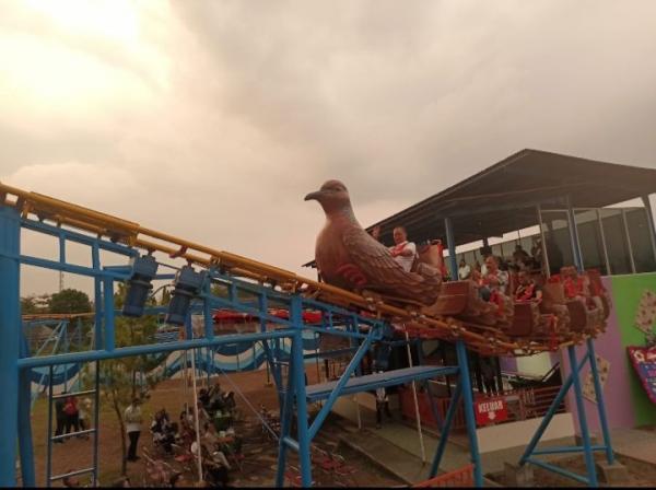 Manjakan Pengunjung, Edupark Intan Pari Karanganyar Resmi Luncurkan Dekuku Roller Coaster