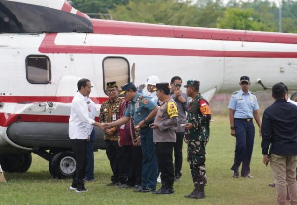 Saat Kunker di Kalimantan Presiden RI Didampingi Panglima TNI Langsung Menuju Kutai Barat
