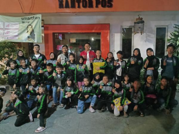 Caleg DPRD Surabaya Fayakundia, Berangkatkan 30 Atlet Pencak Silat ke Mojokerto