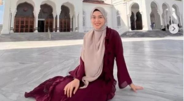 Selebgram Cantik Dara Arafah Open Donasi untuk Palestina, 3 Hari Terkumpul Rp700 Juta!
