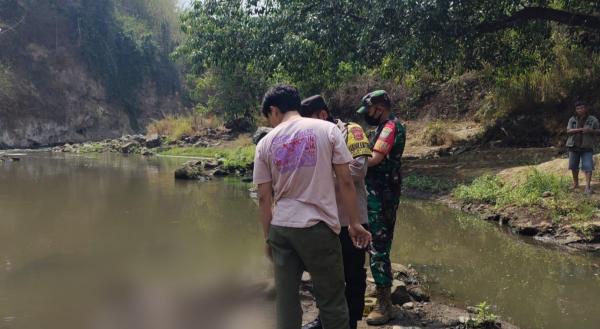 Sosok Mayat Laki-Laki Membusuk di Sungai Cimanuk Garut Diduga Korban Pembunuhan