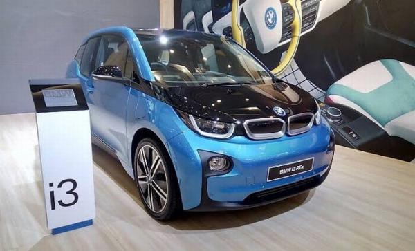 BMW Siapkan Sedan Hingga SUV Listrik, Agar Bersaing Dengan Produsen China