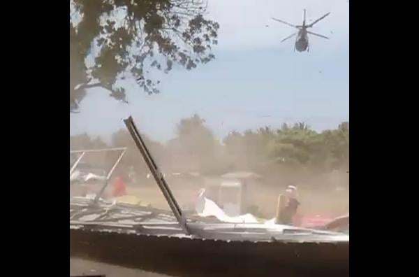 Viral, Helikopter Porak-porandakan Warung Milik Pedagang di Pangandaran