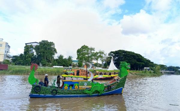Wow.! ada Naga di Perahu Aceh Selatan dan Pohon Pala