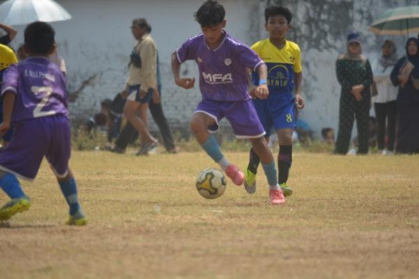 MFA Banjarnegara U-12 Tampil Sempurna di Turnamen Kades Cup Sumbang Banyumas