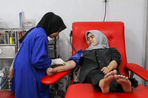 Digagas Srikandi Ganjar Kaltim, Kaum Milenial Samarinda Tergerak Ikuti Donor Darah Massal
