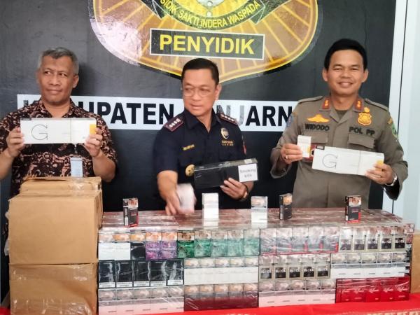 Puluhan Ribu Rokok Ilegal Disita Satpol PP Banjarnegara dan Bea Cukai