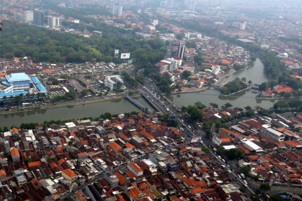 Ratusan Ribu Warga Surabaya Hidup Miskin