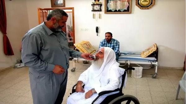 Sheikh Ahmed Yassin: Pendiri Hamas yang Lumpuh sejak Kecil, Melawan Israel dari Kursi Roda