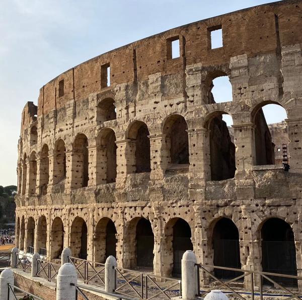 Colosseum Salah Satu Ikon Bersejarah Paling Terkenal di Dunia, Banyak Spot Foto Sekitarnya