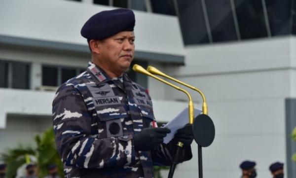 105 Pati TNI Dirotasi, Mantan Ajudan Jokowi Jabat Pangkoarmda III