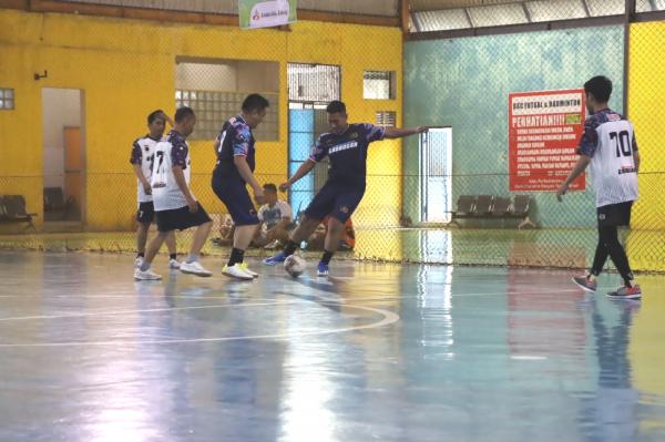 Seru, Tanding Futsal Tim Wartawan vs Tim Polres Grobogan Jelang Pemilu 2024