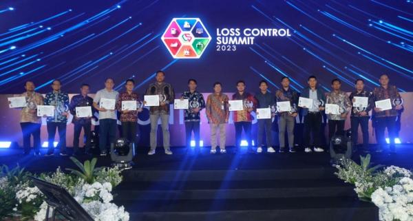 RU VI Balongan Juara Semua Kategori di Award Loss Control Summit 2023