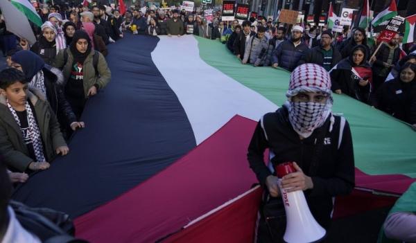 Kota London Jadi Lautan Manusia, 300.000 Orang Demo Dukung Palestina serta Kecam Israel