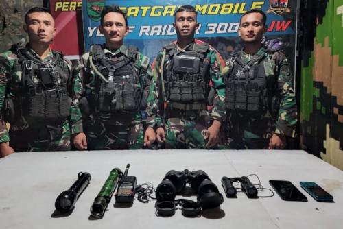 Pasukan Elit Rider TNI AD Baku Tembak dengan KKB Teroris, Ini Sejumlah Peralatan yang Disita