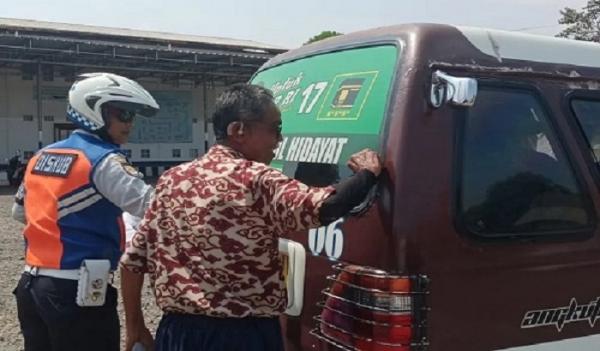 Dishub Purwakarta dan Bogor Larang Pemasangan APK di Angkot, KPU Jabar: Masuk Akal