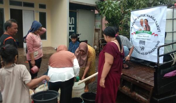 Rumah Cerdas AIS-GP Pakenjeng Salurkan Bantuan Air Bersih untuk Warga Garut