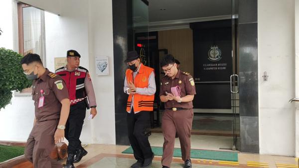 Rugikan Negara Rp400 Juta, Direktur Jasa Kebersihan RSUD Kabupaten Kediri di Tahan