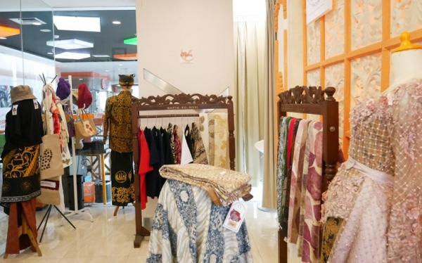 Dukung Produk Lokal, Harris Hotel Sentraland Semarang Gandeng UMKM Berkolaborasi