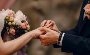 Viral Hanya Demi Uang, Wanita Ini Nekat Gelar Pernikahan Palsu dengan 3 Pria