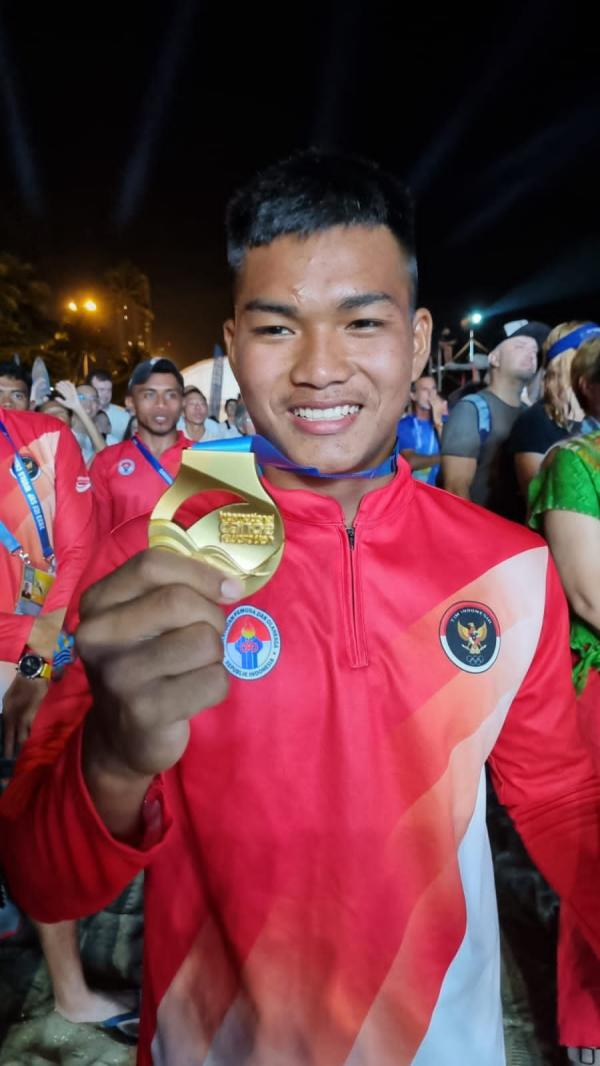 Mengintip Perjalanan Panjang Atlet Dayung Asal Karawang Peraih Medali Emas di Thailand