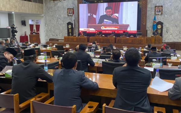 Rapat Paripurna Sahkan APBD 2024 Kota Semarang Sebesar Rp 5,45 Triliun