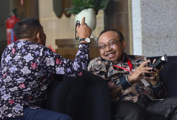 Prihatin! Diperiksa KPK, Gubernur Nusa Tenggara Barat Lalu Gita Ariadi Malah Tertawa