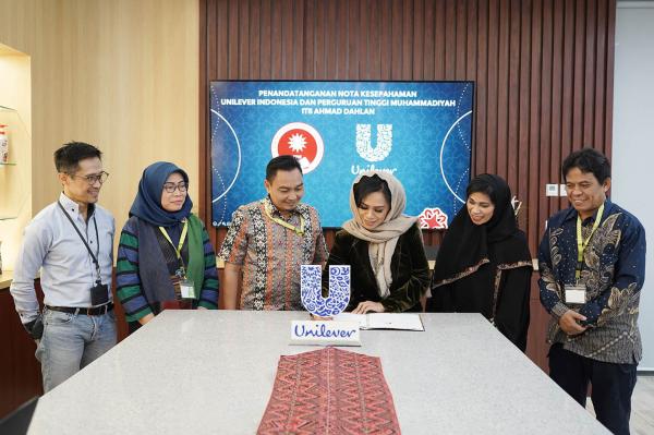 ITB Ahmad Dahlan dan Unilever Indonesia Dorong Pendidikan, Kewirausahaan, dan Perlindungan Perempuan