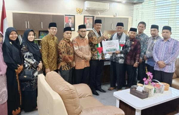 Kemenag Kota Banda Aceh : Rp385.575.000 Donasi Diterima untuk Rakyat Palestina